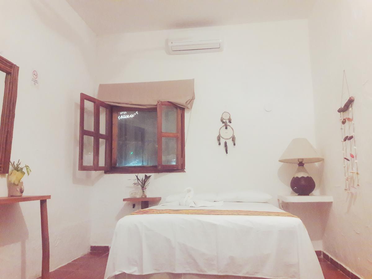 Hostel La ホルボックス島 エクステリア 写真