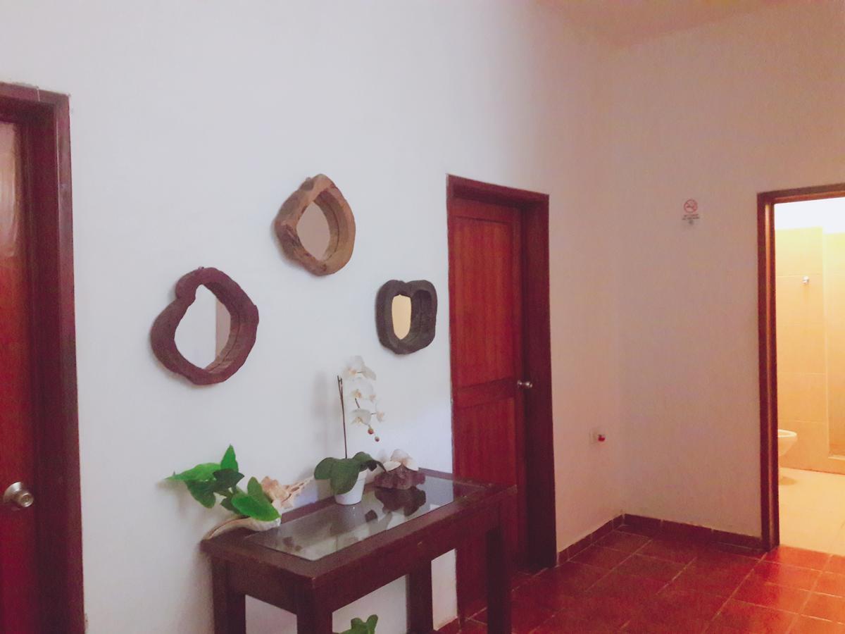 Hostel La ホルボックス島 エクステリア 写真